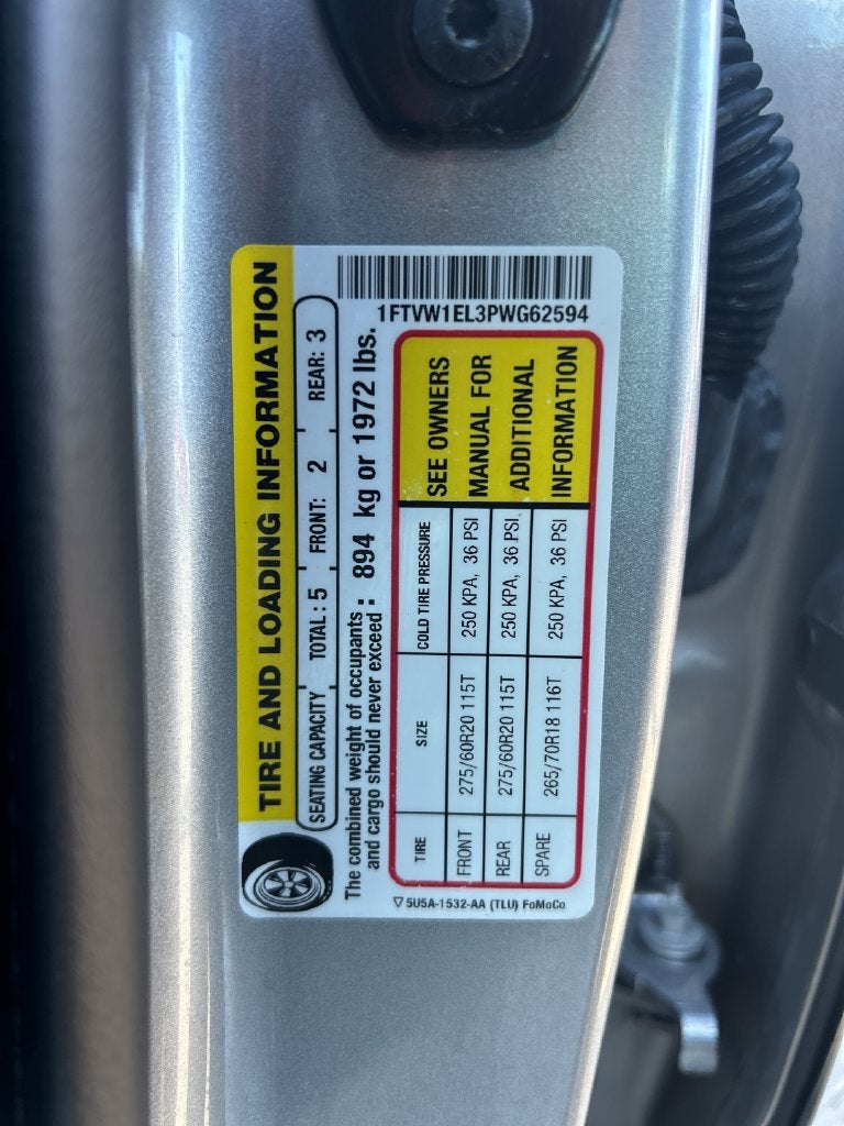 2023 Ford F-150 Lightning XLT