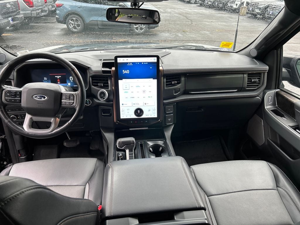 2022 Ford F-150 Lightning Lariat
