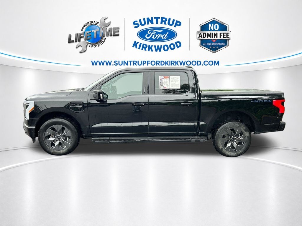 2022 Ford F-150 Lightning Lariat