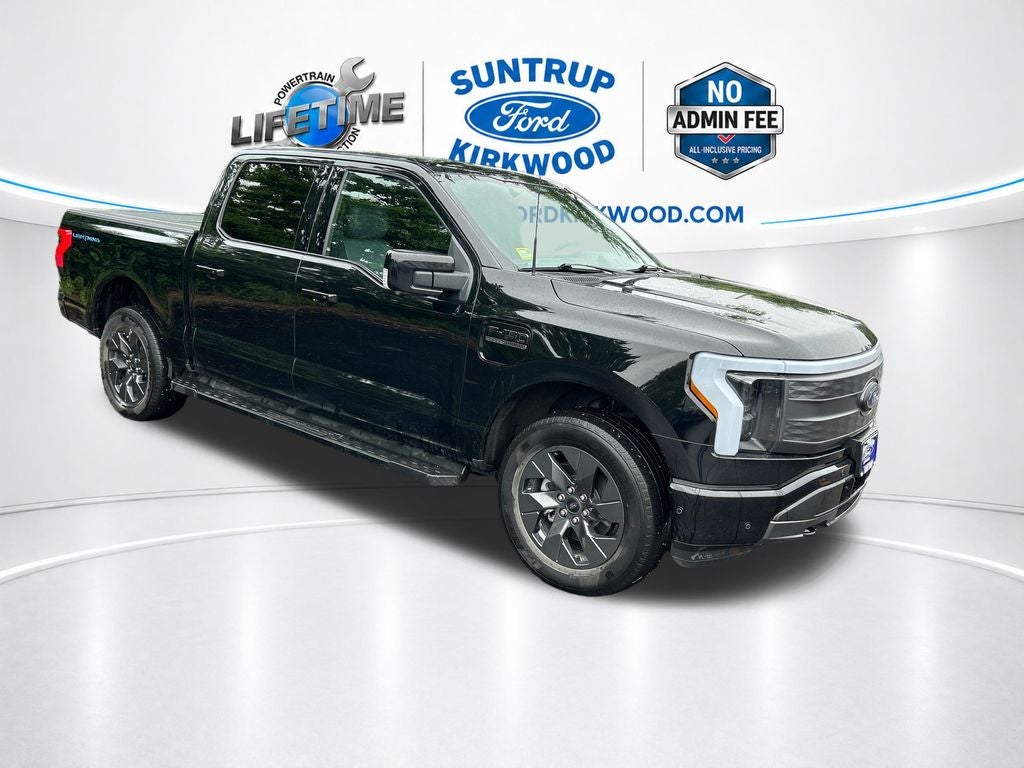 2022 Ford F-150 Lightning Lariat