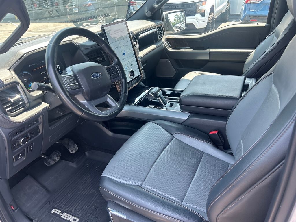 2022 Ford F-150 Lightning Lariat