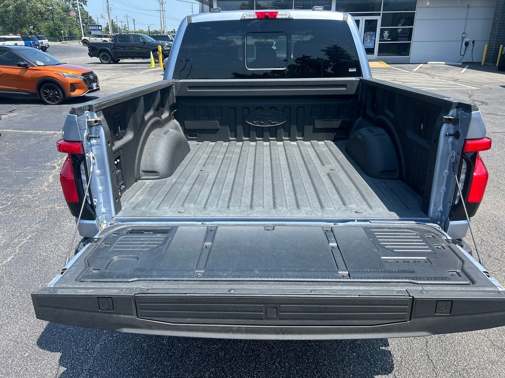 2022 Ford F-150 Lightning Lariat