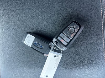 2022 Ford F-150 Lightning Lariat