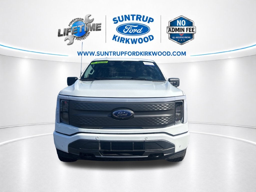 2023 Ford F-150 Lightning XLT