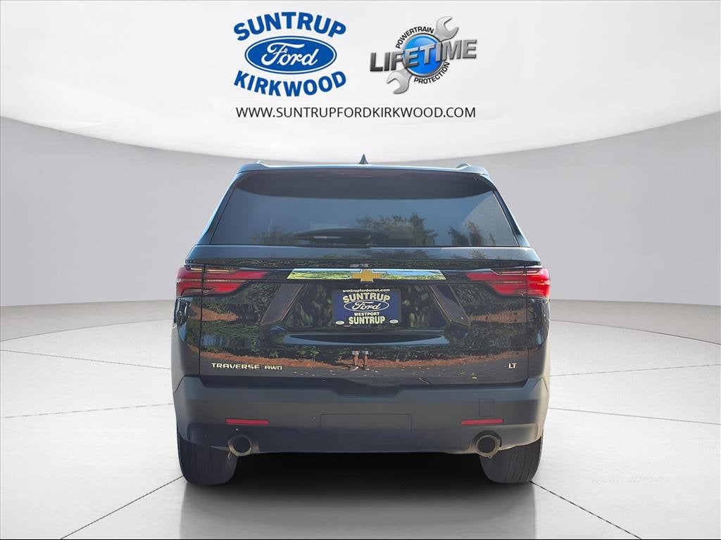 2023 Chevrolet Traverse LT Leather