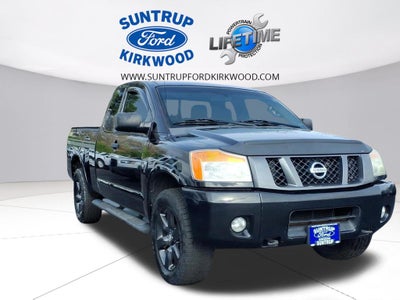 2012 Nissan Titan SV