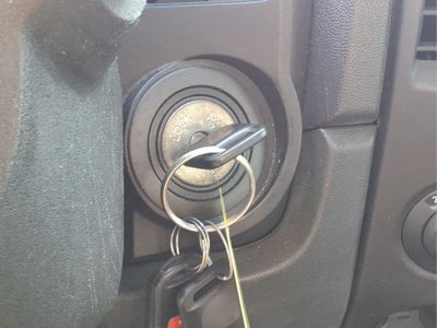 2012 Nissan Titan SV