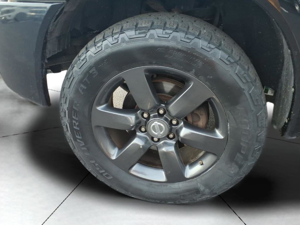 2012 Nissan Titan SV