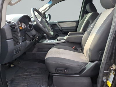 2012 Nissan Titan SV