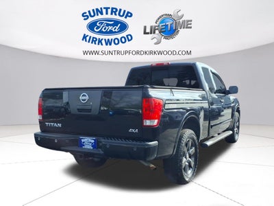 2012 Nissan Titan SV