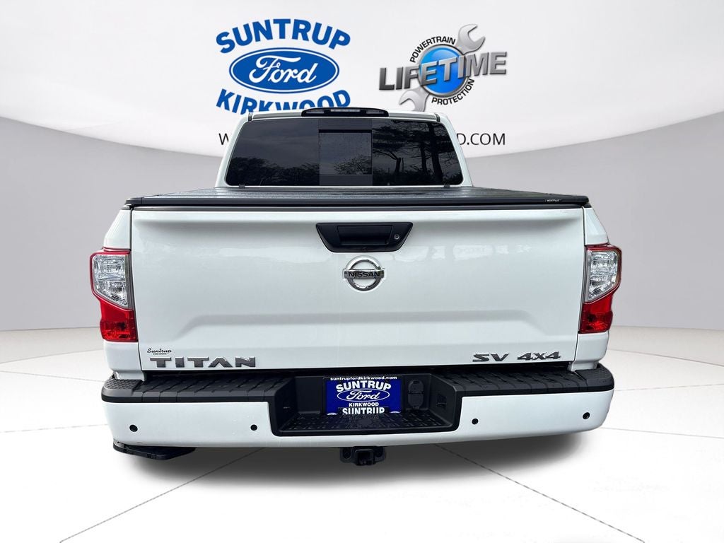 2021 Nissan Titan SV