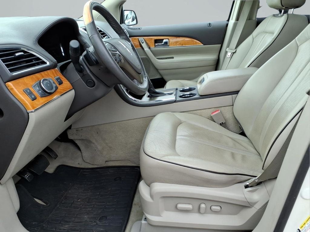 2013 Lincoln MKX Base