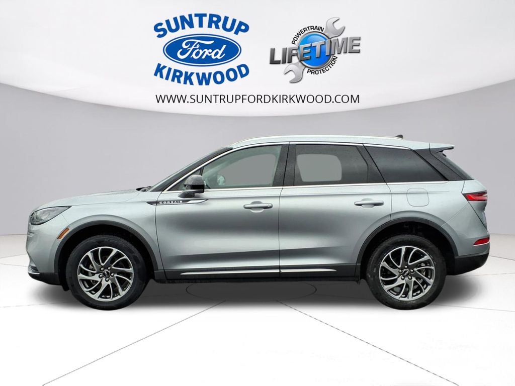 2022 Lincoln Corsair Standard