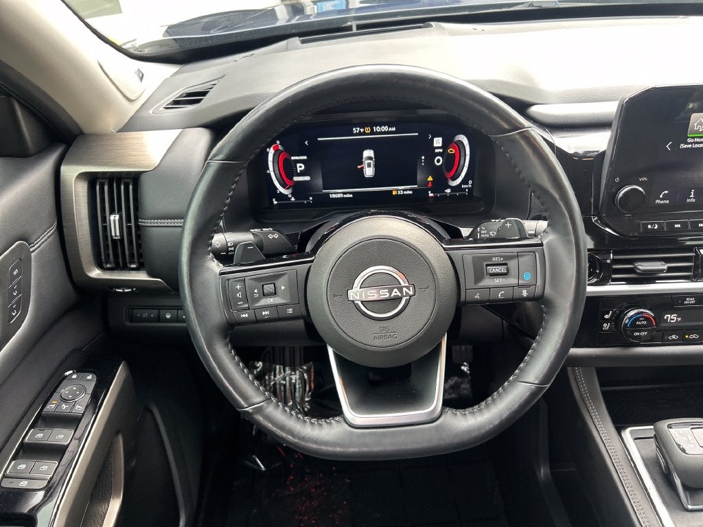 2025 Nissan Pathfinder Platinum