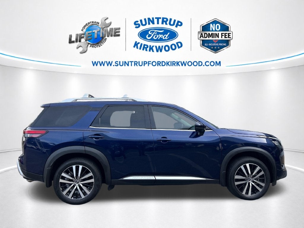 2025 Nissan Pathfinder Platinum