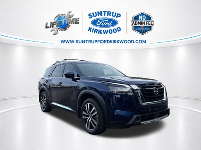 2025 Nissan Pathfinder Platinum