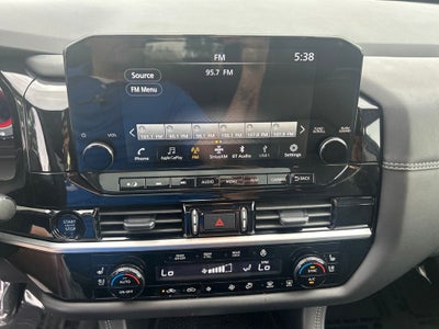 2025 Nissan Pathfinder Platinum