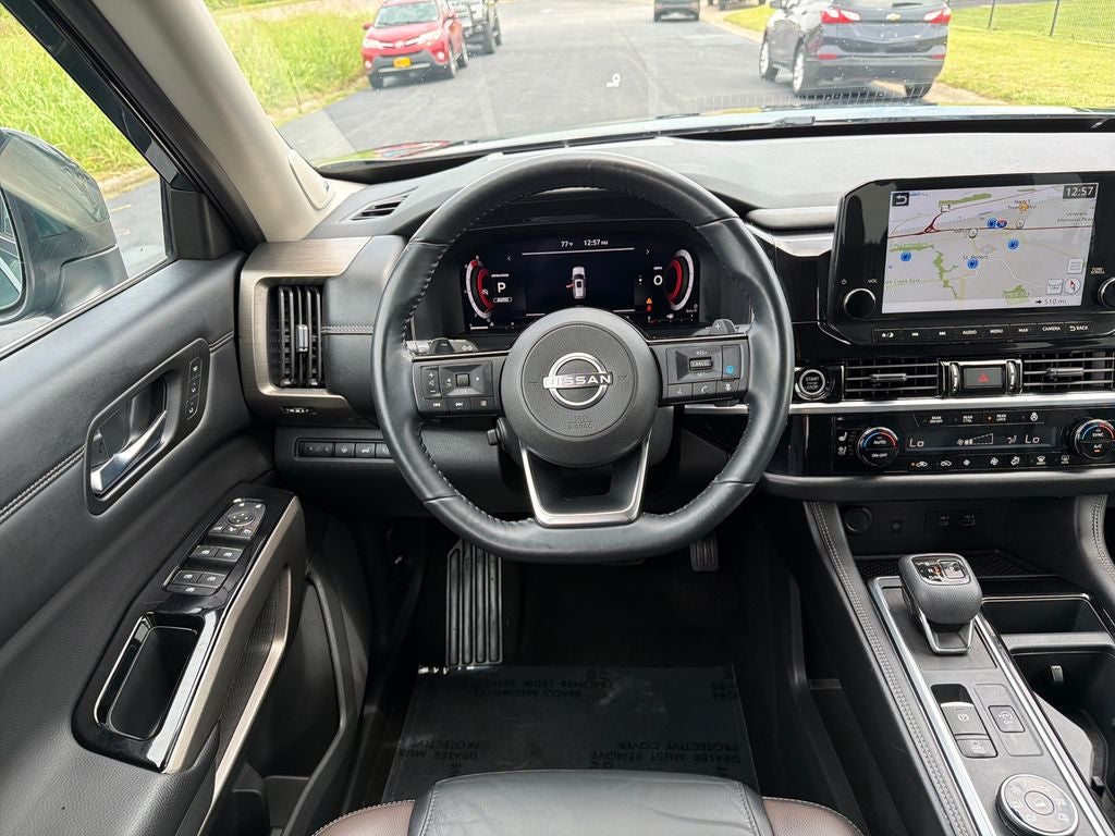 2023 Nissan Pathfinder Platinum
