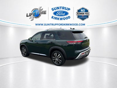 2023 Nissan Pathfinder Platinum