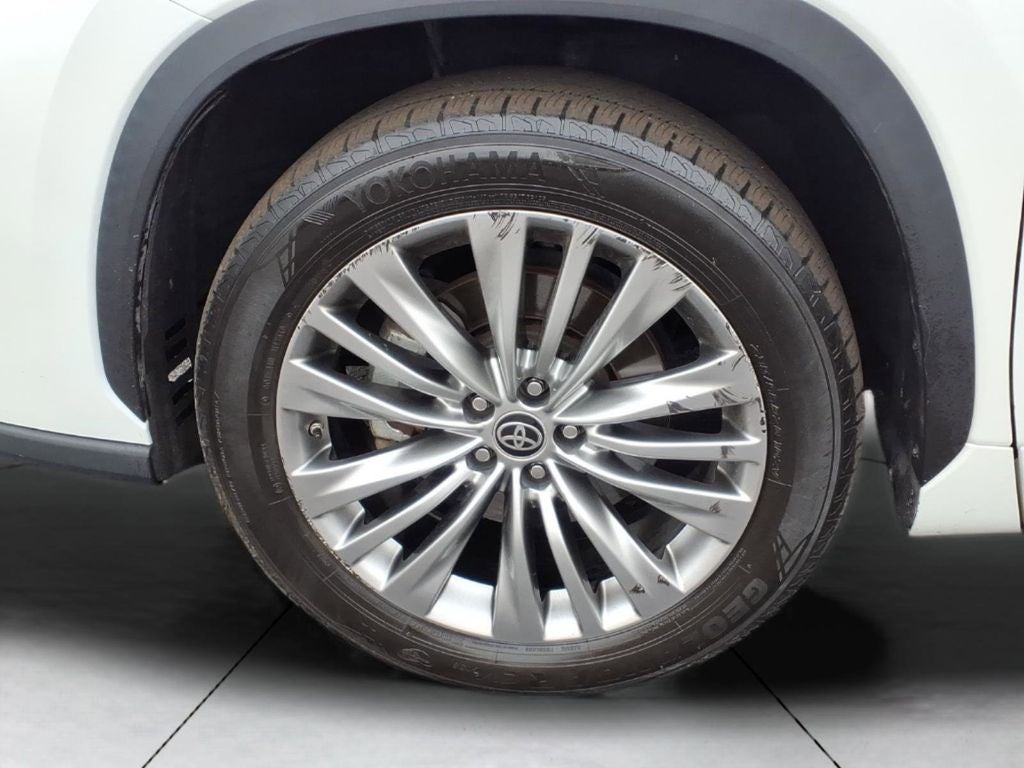 2020 Toyota Highlander Platinum