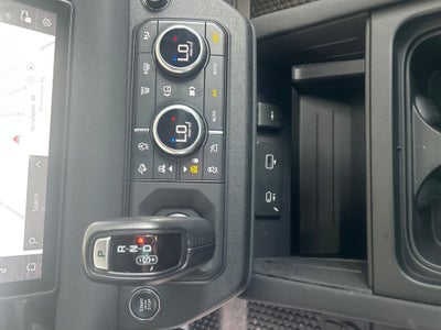 2023 Land Rover Defender 110 X-Dynamic SE