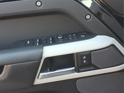 2020 Land Rover Defender 110 SE