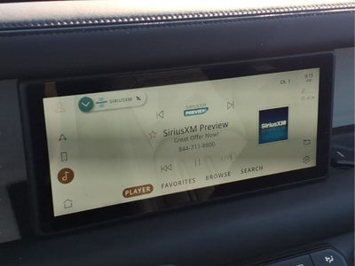 2020 Land Rover Defender 110 SE