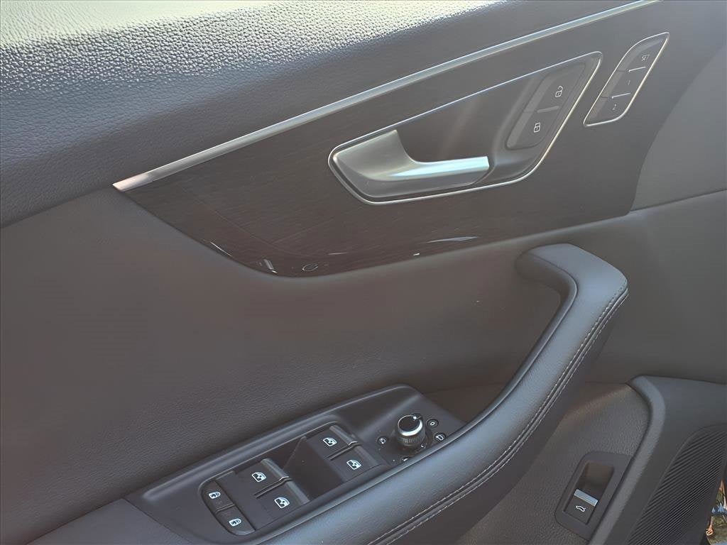 2024 Audi Q7 45 Premium Plus quattro