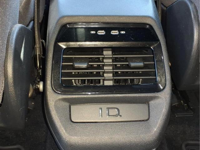 2021 Volkswagen ID.4 Pro