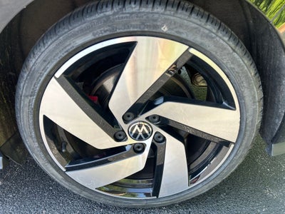 2024 Volkswagen Golf GTI 2.0T S