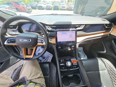 2022 Jeep Grand Cherokee Summit Reserve
