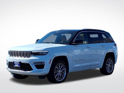 2022 Jeep Grand Cherokee Summit