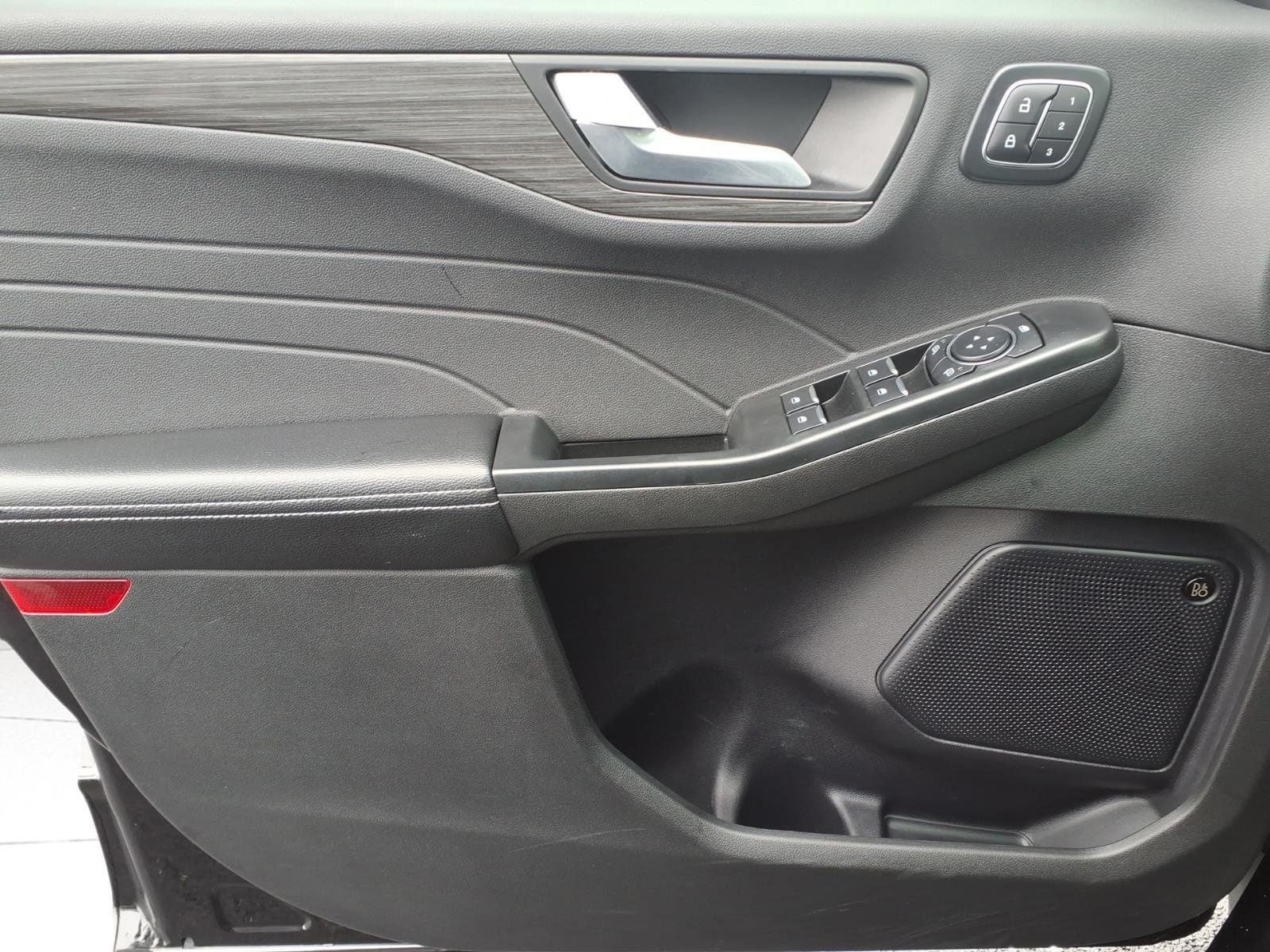 2024 Ford Escape Plug-In Hybrid Base