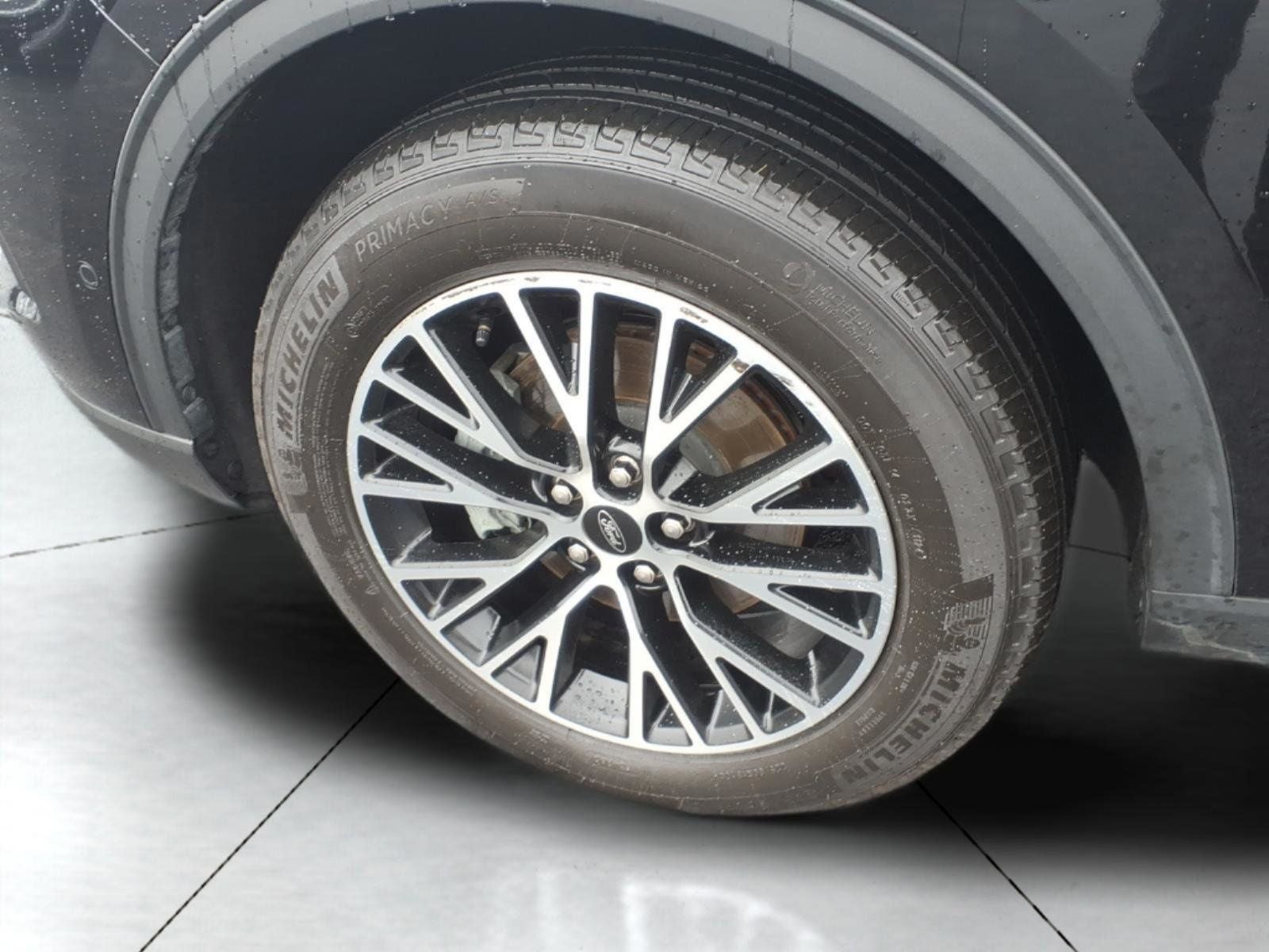 2024 Ford Escape Plug-In Hybrid Base