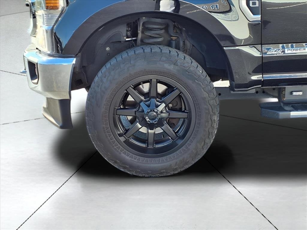 2022 Ford F-350SD Lariat