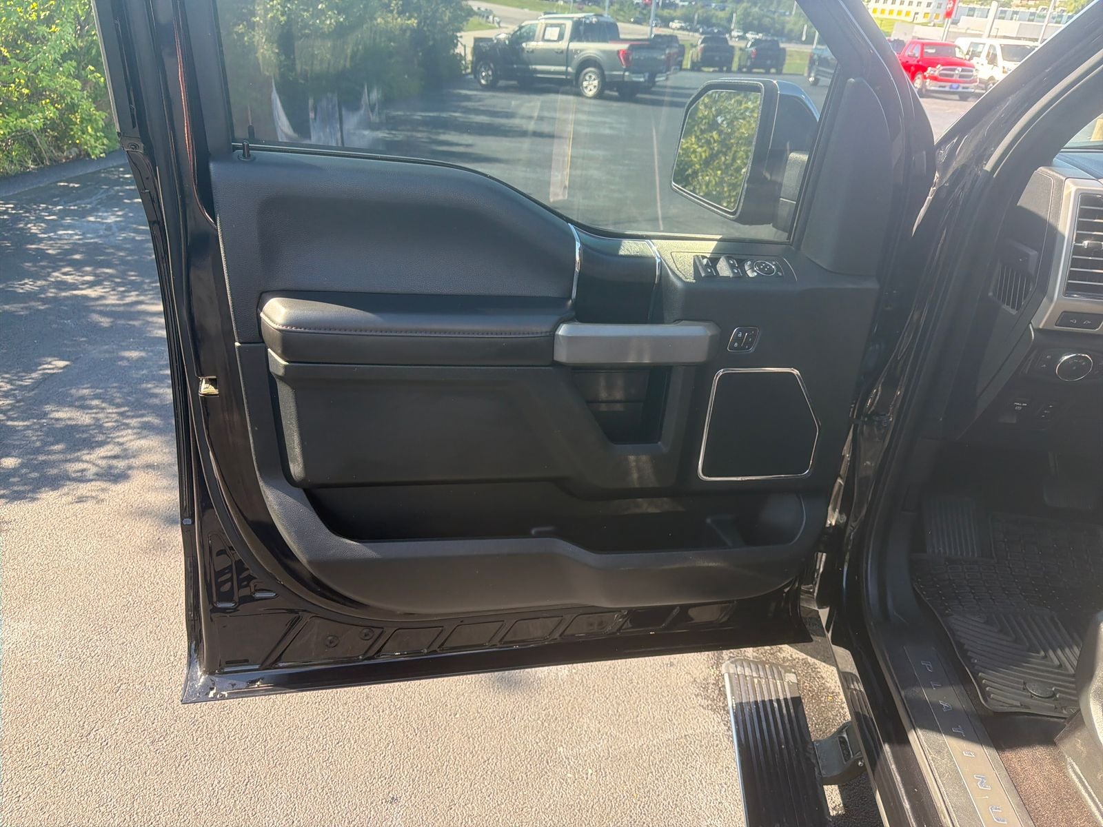 2019 Ford F-150 Platinum 4X4 SUPERCREW