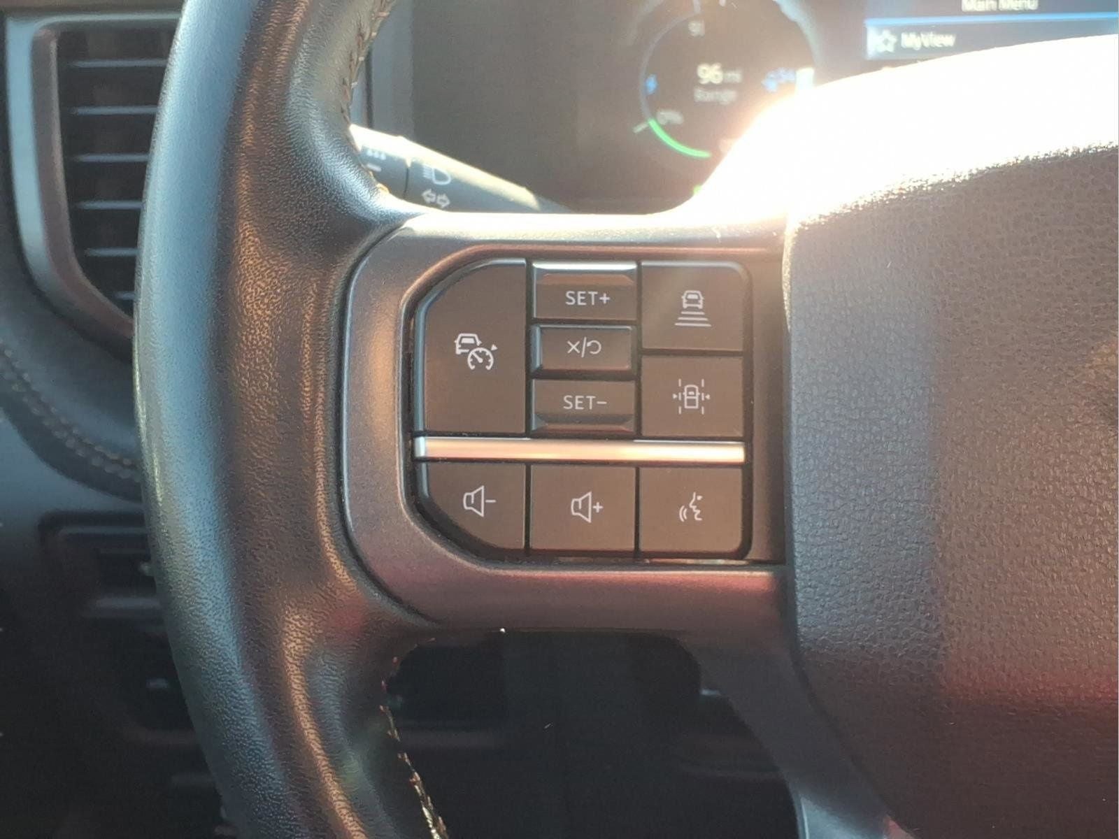 2023 Ford F-150 Lightning Lariat