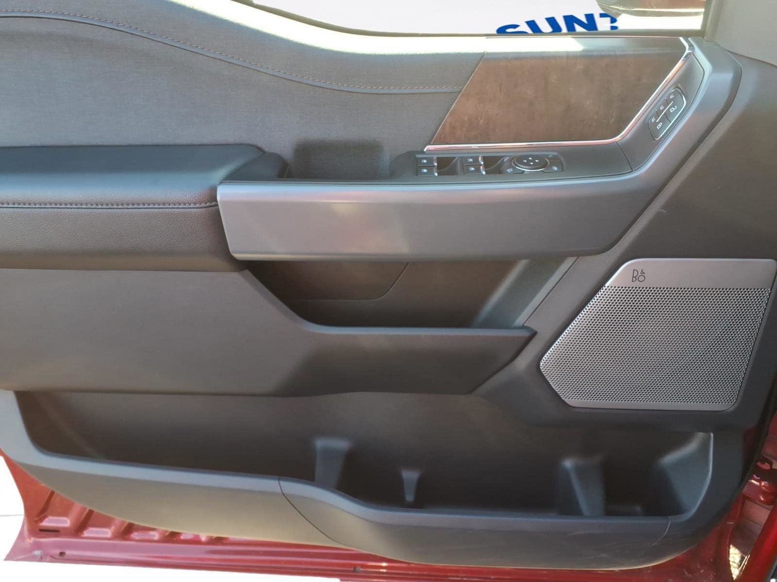 2023 Ford F-150 Lightning Lariat