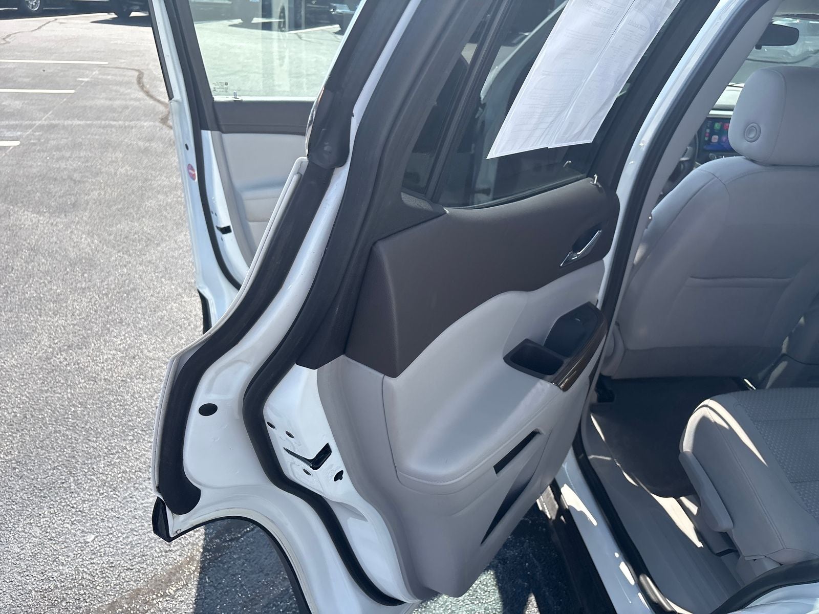 2022 GMC Acadia SLE