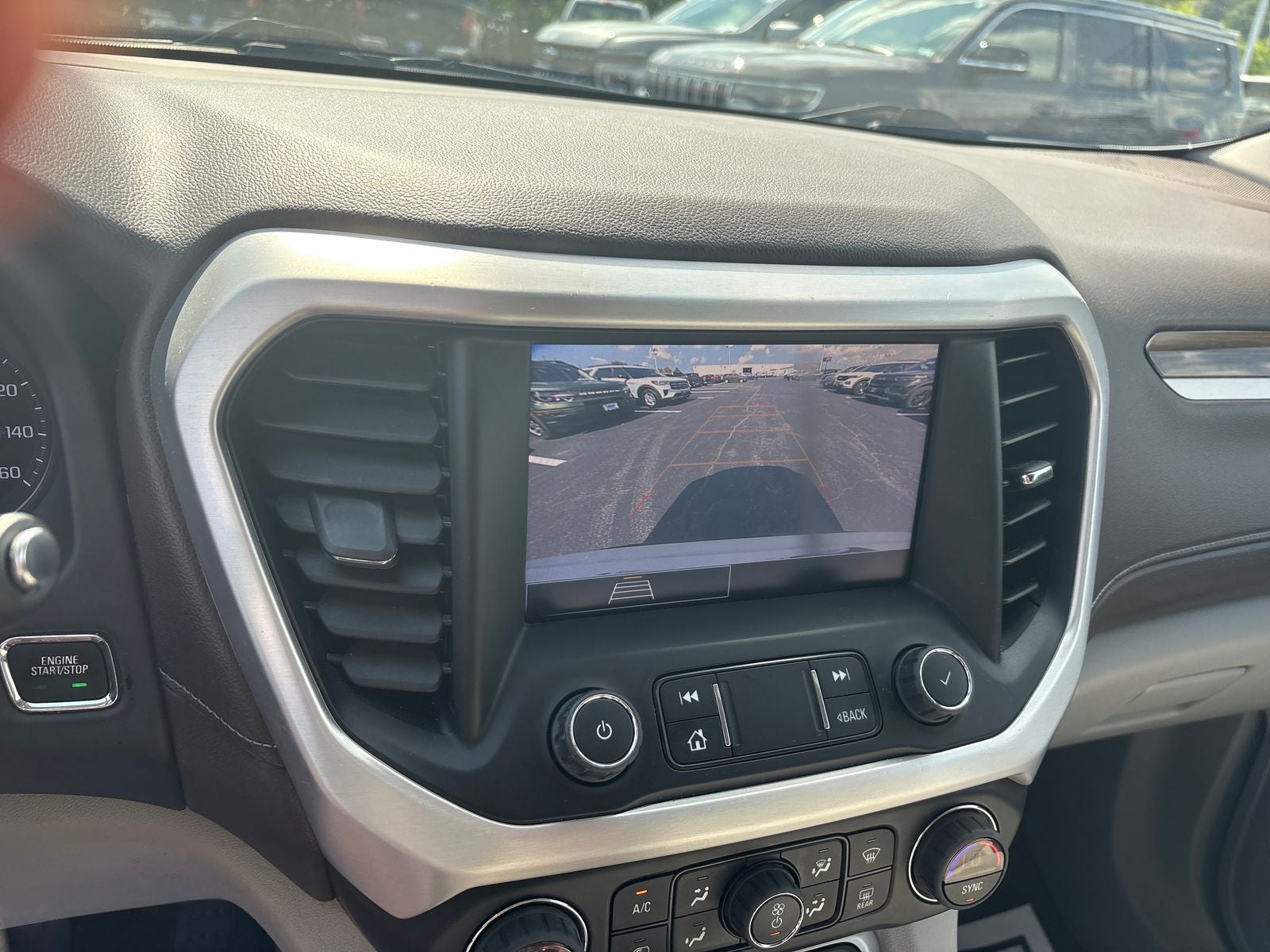 2022 GMC Acadia SLE
