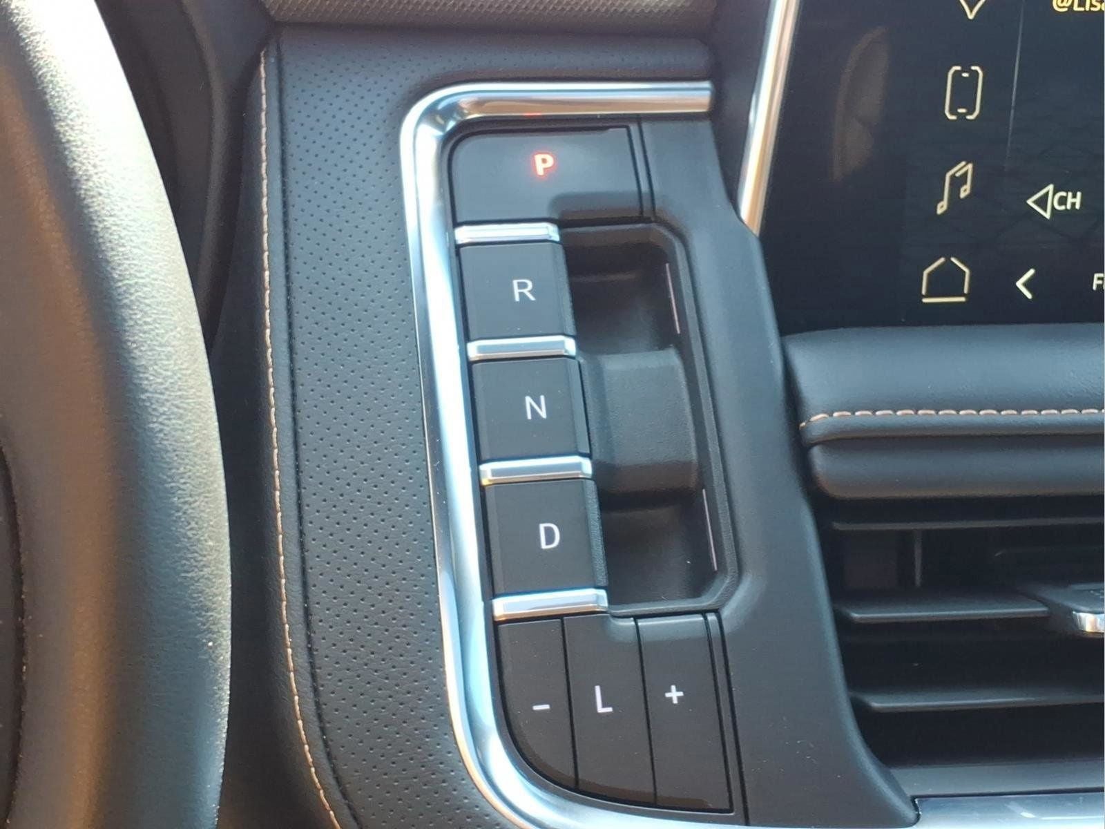 2024 GMC Yukon XL AT4