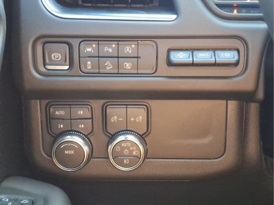 2024 GMC Yukon XL AT4