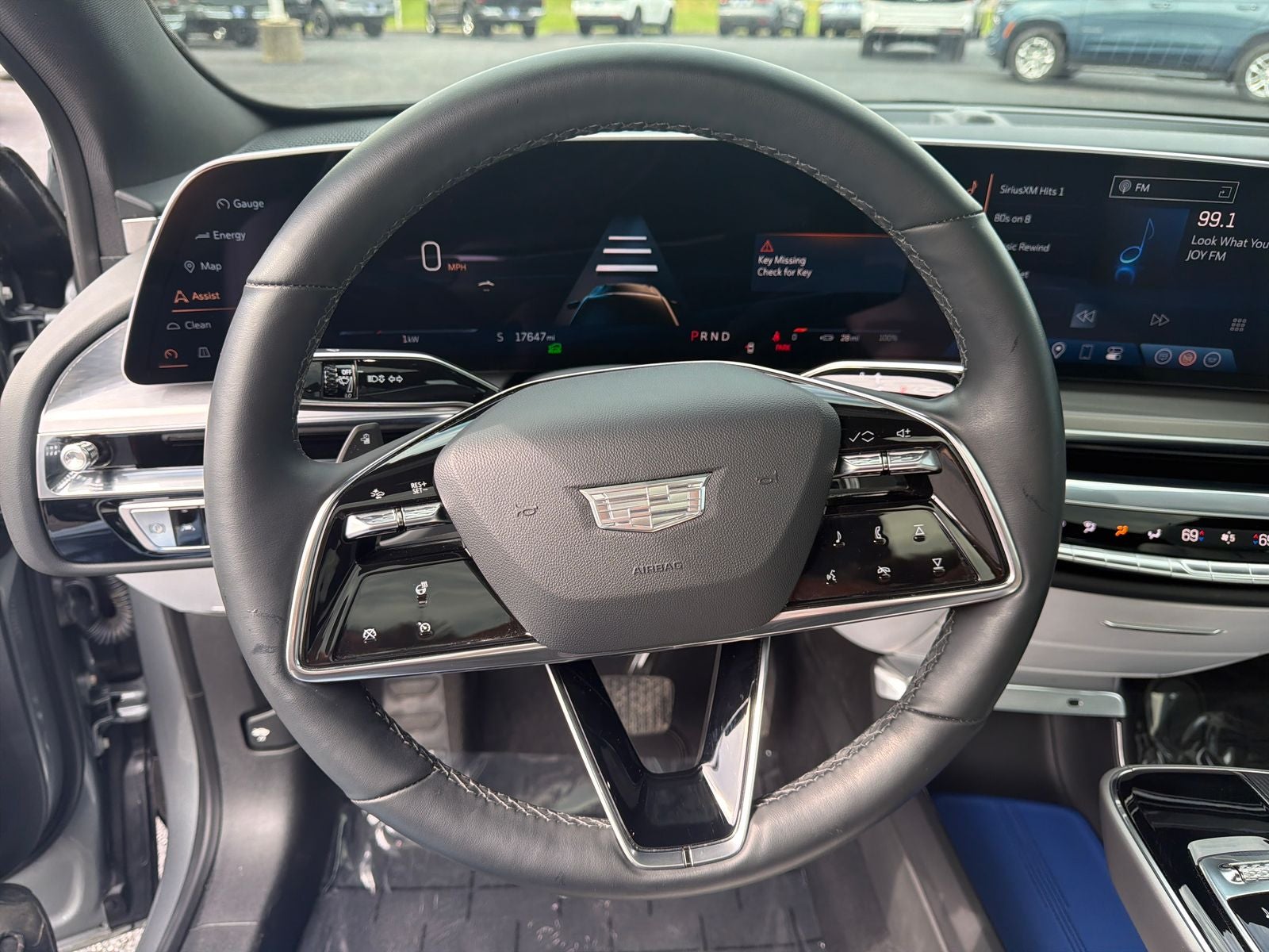 2024 Cadillac LYRIQ Luxury