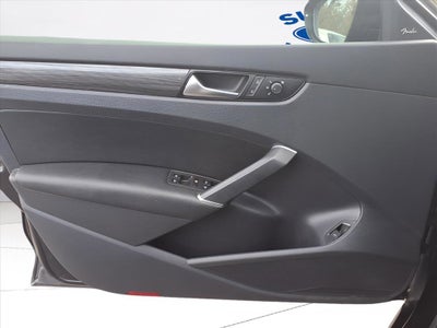 2021 Volkswagen Passat 2.0T R-Line