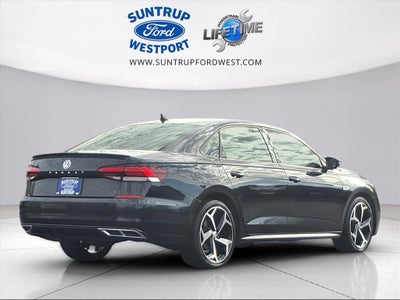 2021 Volkswagen Passat 2.0T R-Line