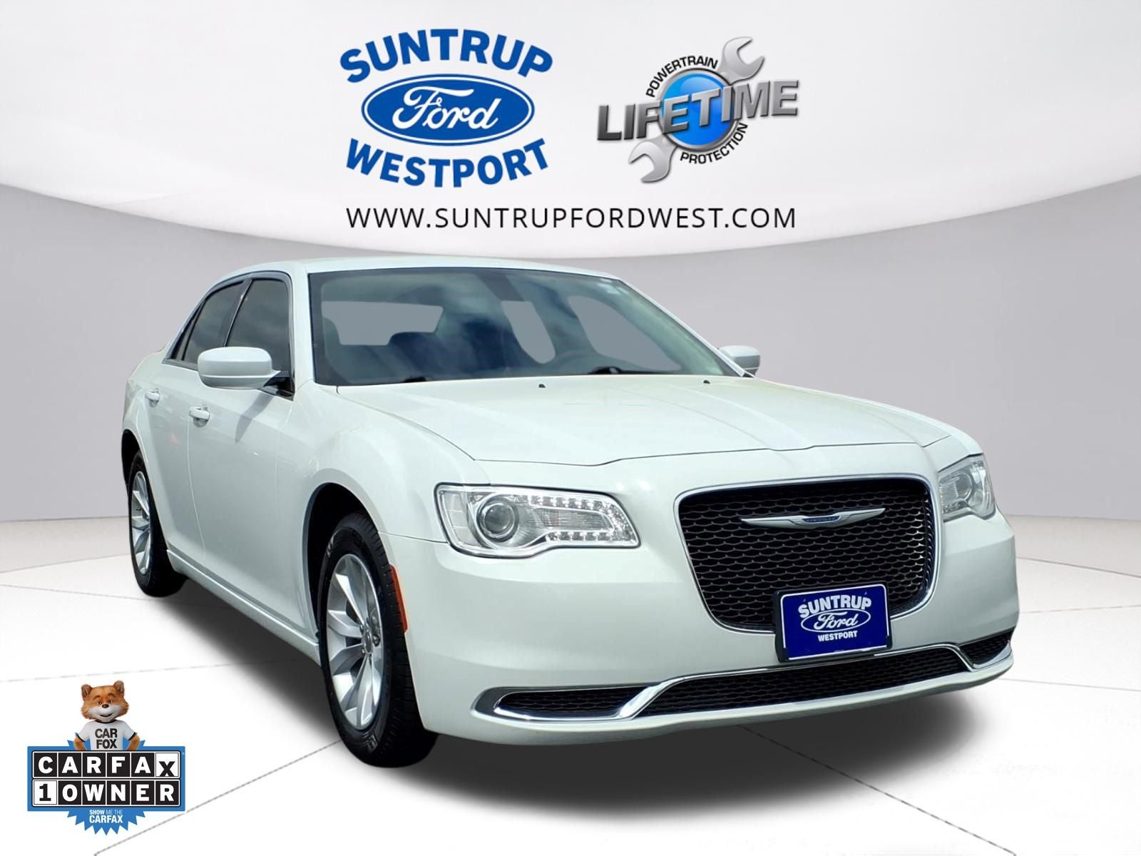 2023 Chrysler 300 Touring