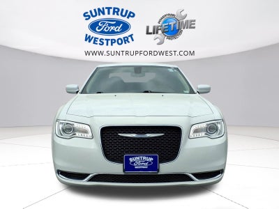 2023 Chrysler 300 Touring