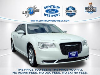 2023 Chrysler 300 Touring