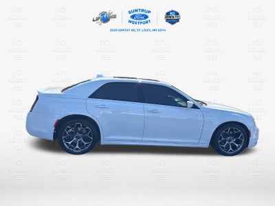 2016 Chrysler 300 S