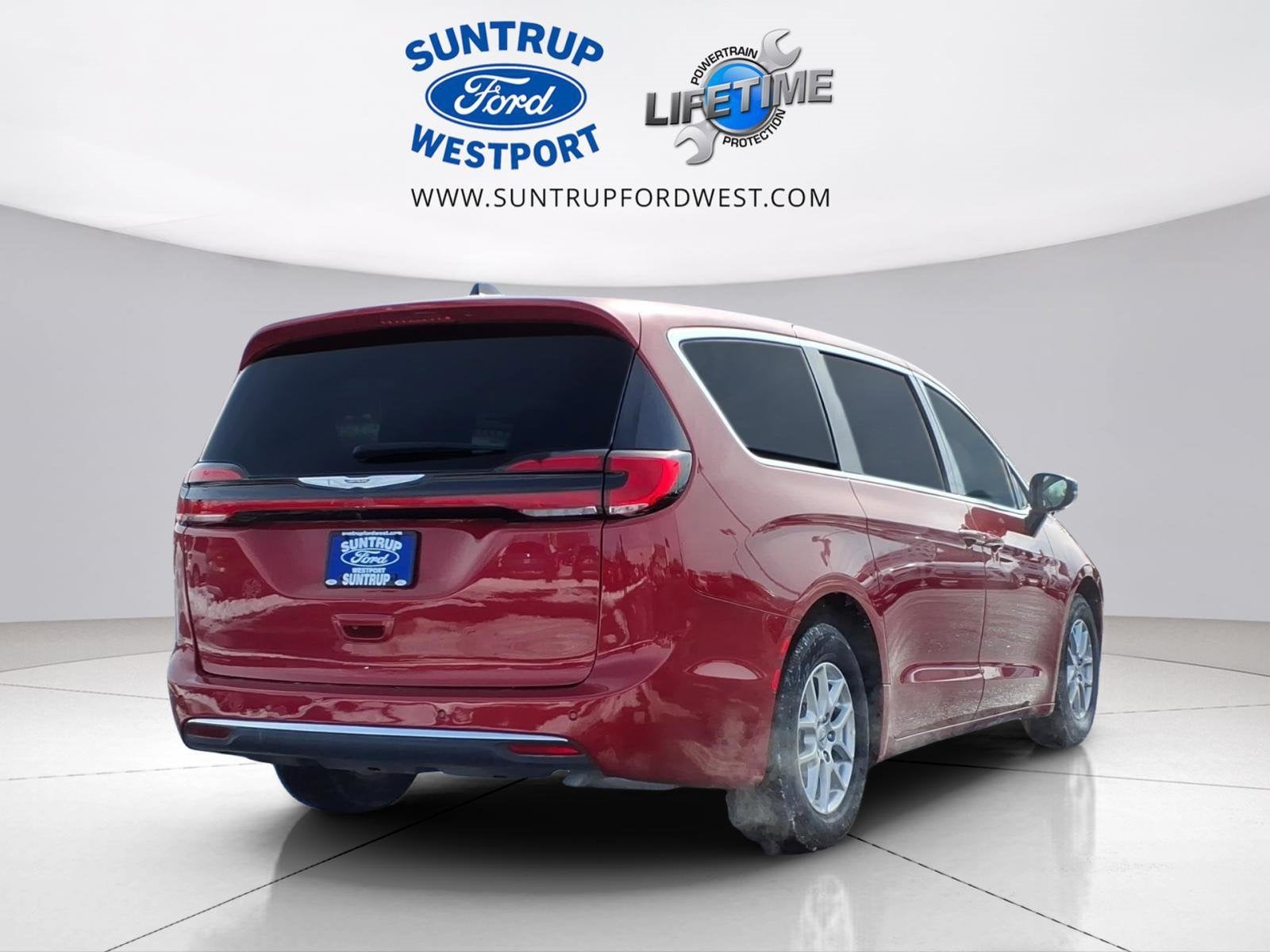 2025 Chrysler Pacifica Select